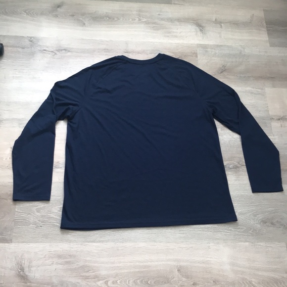 ATHLETIC WORKS PERFORMANCE LONG SLEEVE XL (46-48)DARK NAVY - Picture 2 of 5